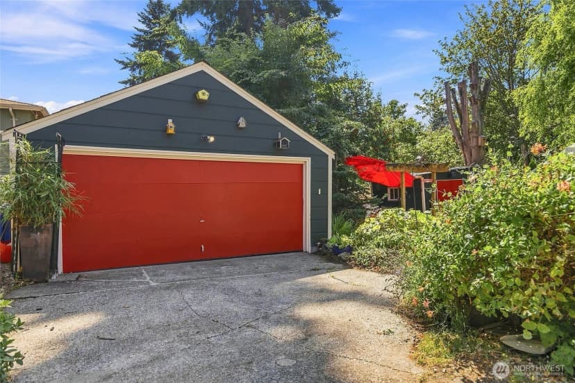 Property photo for 2401 Sw 112th Street, Burien photo 39