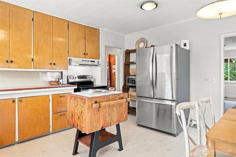 Property photo for 2401 Sw 112th Street, Burien photo 13