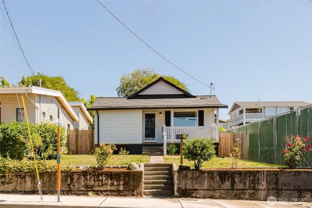 Property photo for 1112 Perry Avenue, Bremerton