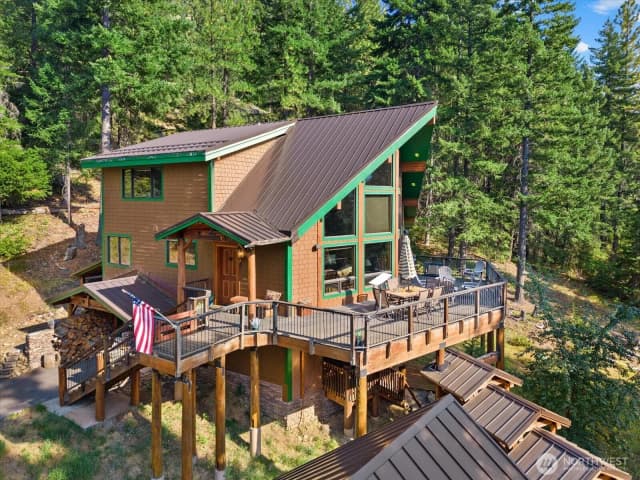 Property photo for 301 Carillon Cove Drive, Ronald photo 4