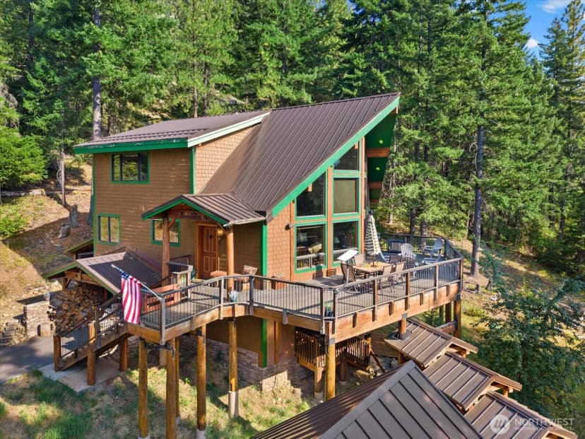 Property photo for 301 Carillon Cove Drive, Ronald photo 4