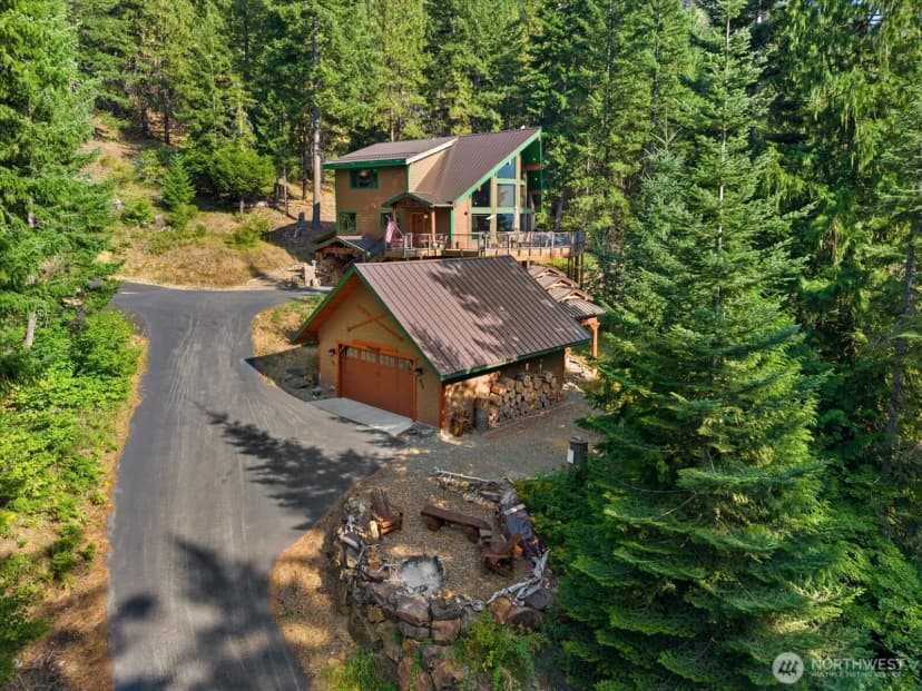 Property photo for 301 Carillon Cove Drive, Ronald photo 2