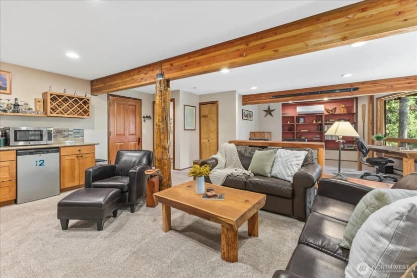 Property photo for 301 Carillon Cove Drive, Ronald photo 27