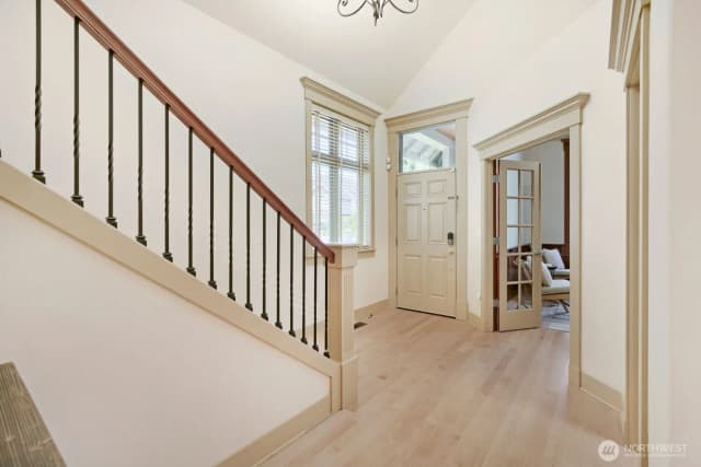 Property photo for 23527 Ne 13th Place, Sammamish photo 5