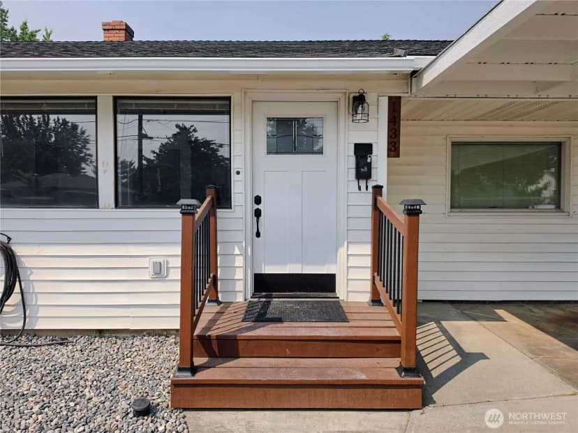 Property photo for 1433 Boyer Avenue, Walla Walla photo 3