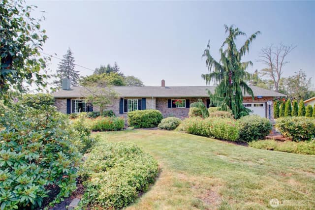 Property photo for 21213 Plaza Drive, Sedro Woolley