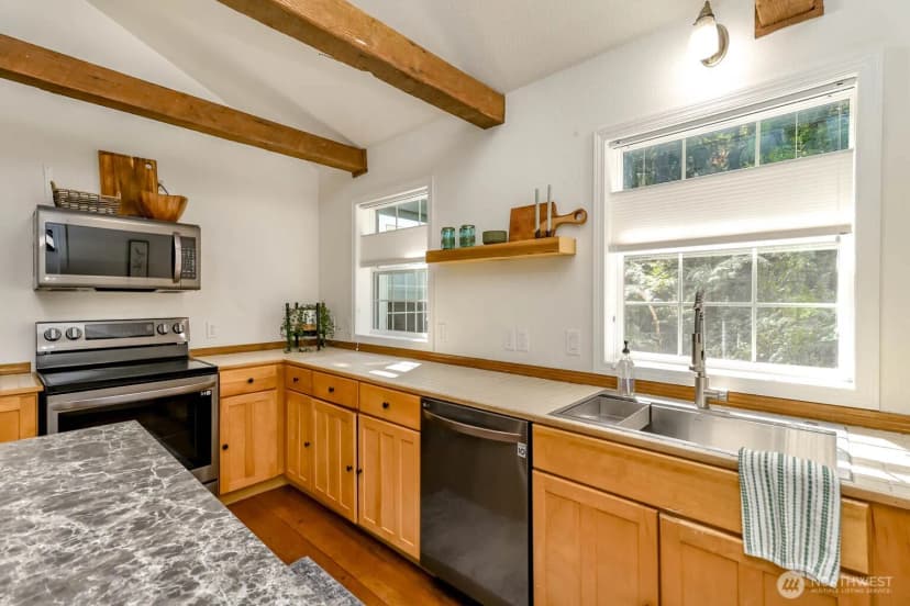 Property photo for 15918 41st Street E, Sumner photo 15