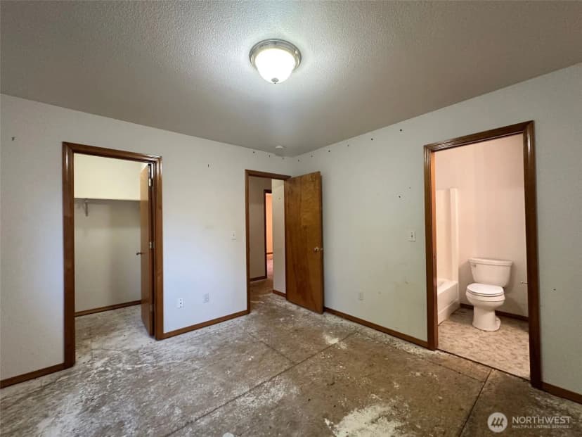 Property photo for 2111 Laurel St, Shelton photo 16