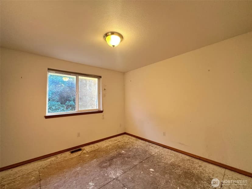 Property photo for 2111 Laurel St, Shelton photo 12