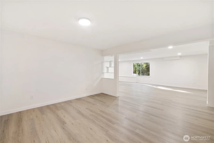 Property photo for 27633 191st Place Se, Kent photo 24