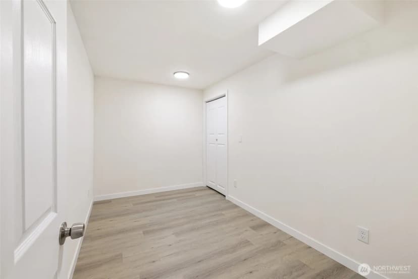 Property photo for 27633 191st Place Se, Kent photo 25