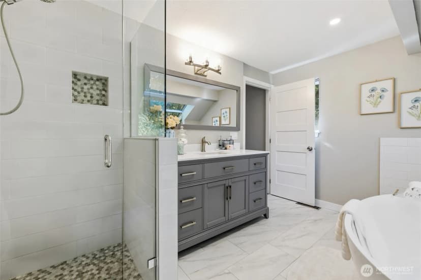 Property photo for 27633 191st Place Se, Kent photo 14