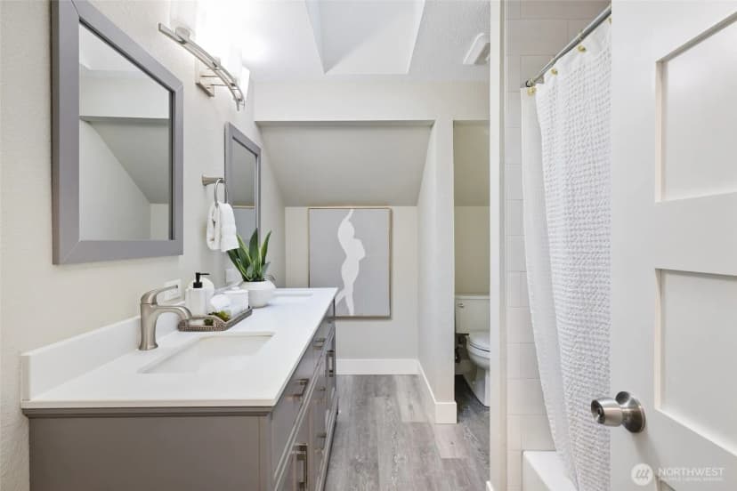 Property photo for 27633 191st Place Se, Kent photo 17