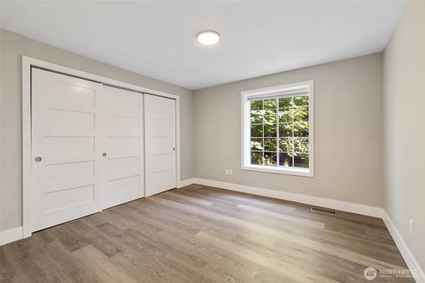 Property photo for 27633 191st Place Se, Kent photo 16