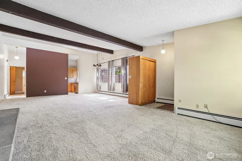 Property photo for 2352 49th Avenue Sw, Seattle photo 15