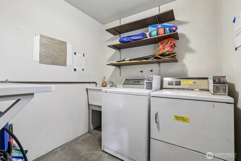 Property photo for 2352 49th Avenue Sw, Seattle photo 38