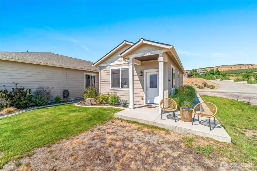 Property photo for 28 13th Street Se, East Wenatchee photo 28