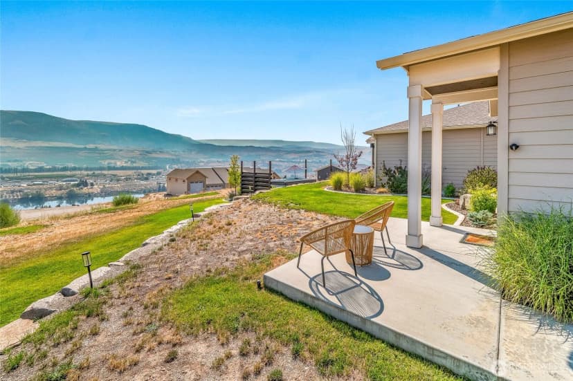 Property photo for 28 13th Street Se, East Wenatchee photo 37