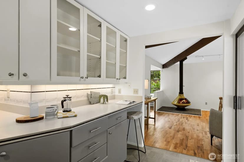 Property photo for 11045 Alton Avenue Ne, Seattle photo 19