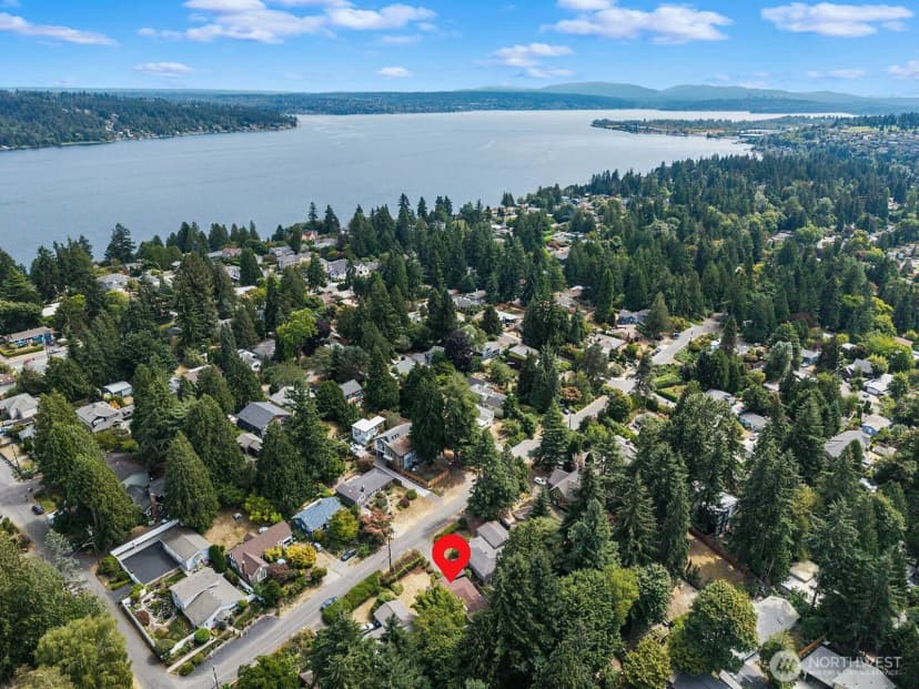 Property photo for 11045 Alton Avenue Ne, Seattle photo 38