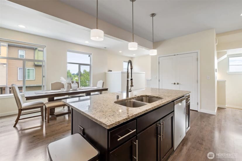Property photo for 22924 79th Lane W #a, Edmonds photo 10