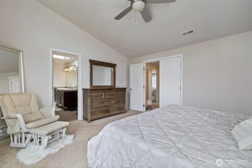 Property photo for 22924 79th Lane W #a, Edmonds photo 12