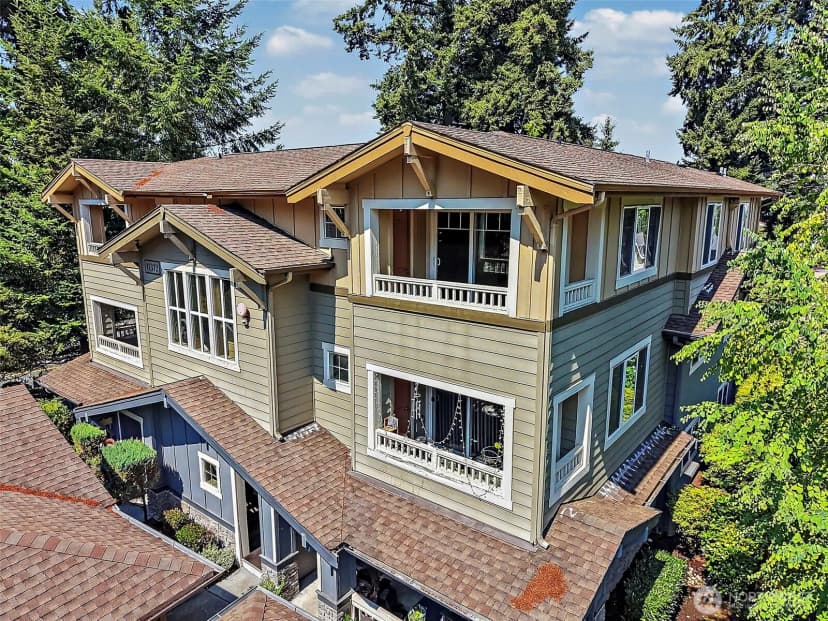 Property photo for 11312 124th Avenue Ne #302, Kirkland photo 25