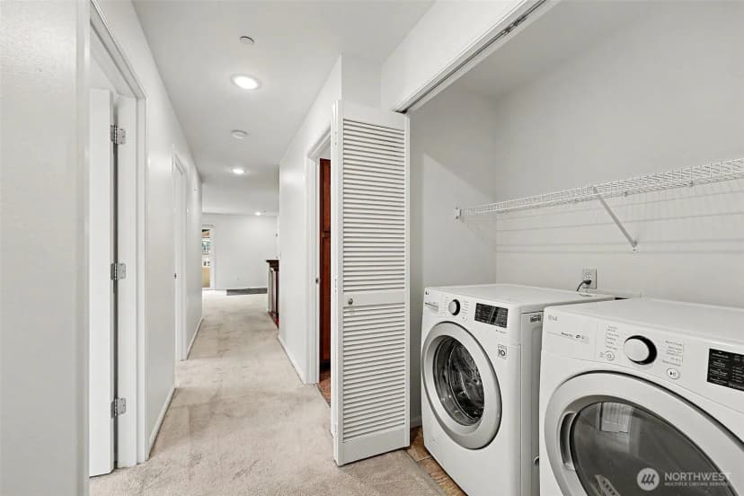 Property photo for 11312 124th Avenue Ne #302, Kirkland photo 16