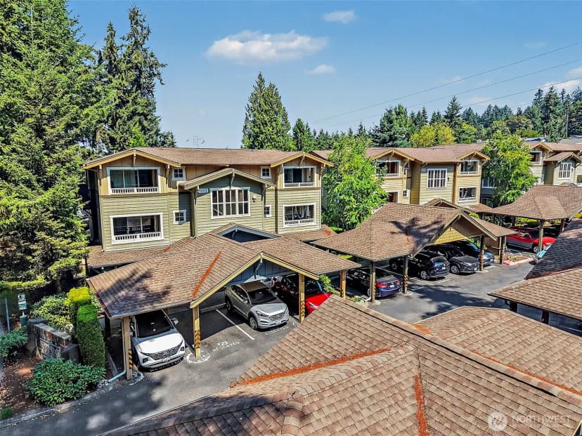 Property photo for 11312 124th Avenue Ne #302, Kirkland photo 26