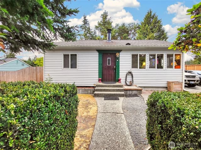 Property photo for 1311 N 155th Street, Shoreline photo 2
