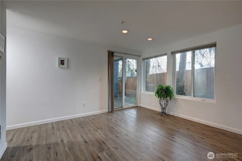 Property photo for 26335 116th Avenue Ne #h105, Kent photo 4