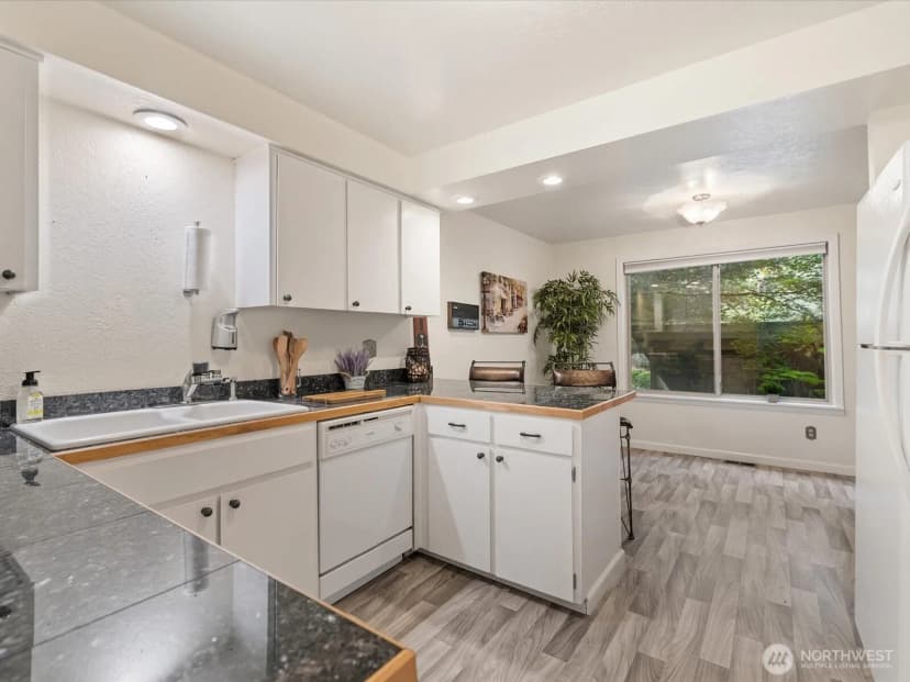 Property photo for 8511 Main Street #205, Edmonds photo 20