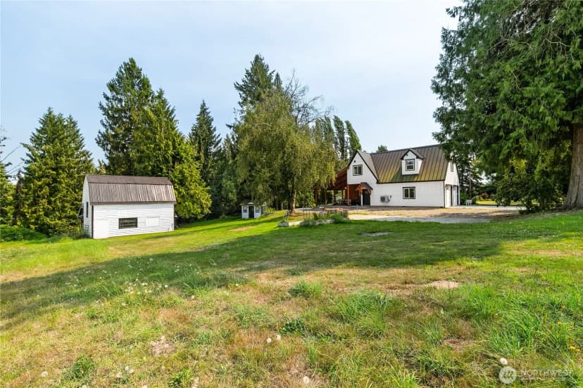 Property photo for 810 H St Road, Lynden photo 38
