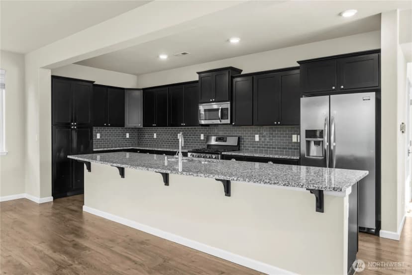 Property photo for 2808 S 376th Street, Federal Way photo 11