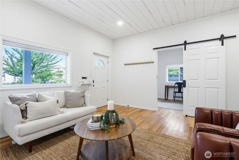 Property photo for 2322 Utter Street, Bellingham photo 2