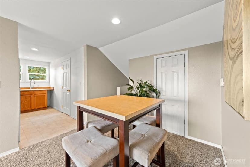 Property photo for 1106 Sumner Lane, Everett photo 25