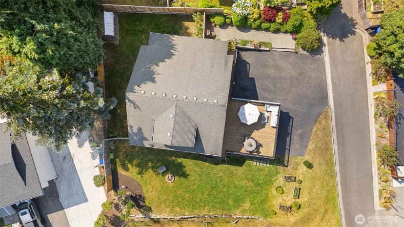 Property photo for 1106 Sumner Lane, Everett photo 38