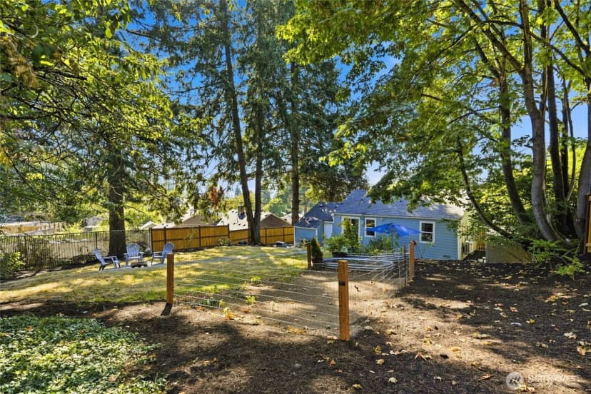 Property photo for 512 Bronson Place Ne, Renton photo 24