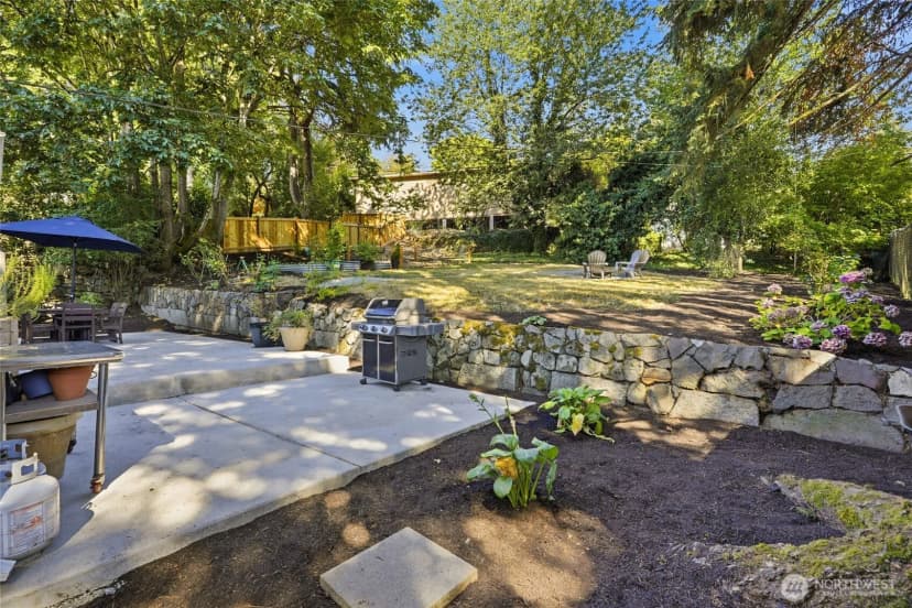 Property photo for 512 Bronson Place Ne, Renton photo 20