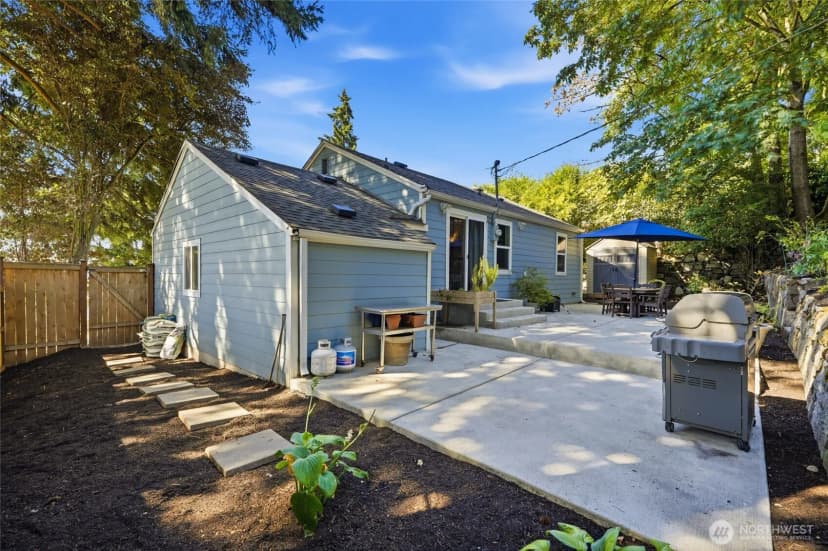 Property photo for 512 Bronson Place Ne, Renton photo 16