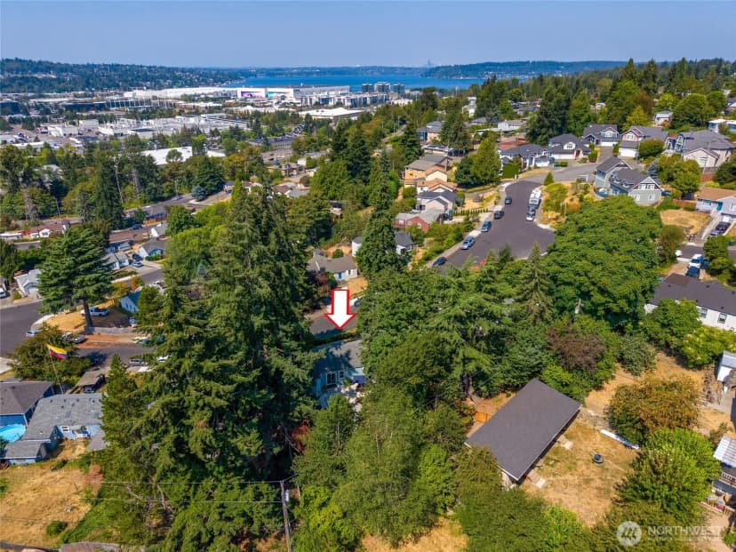 Property photo for 512 Bronson Place Ne, Renton photo 29