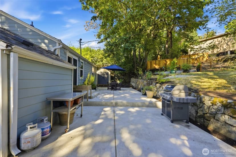 Property photo for 512 Bronson Place Ne, Renton photo 17
