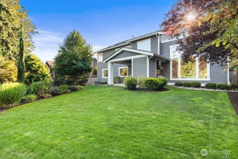 Property photo for 532 96th Avenue Ne, Bellevue photo 36