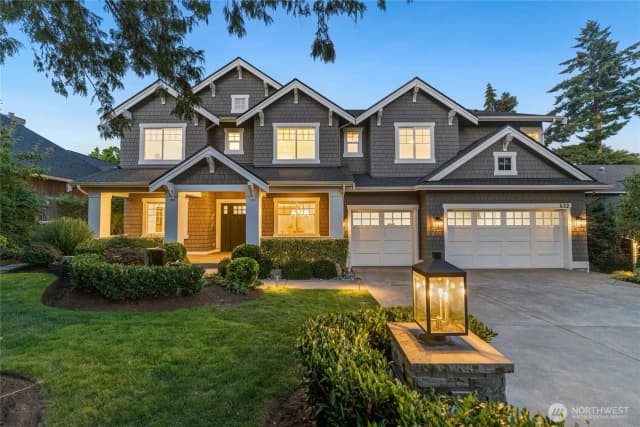 Property photo for 532 96th Avenue Ne, Bellevue, WA 98004