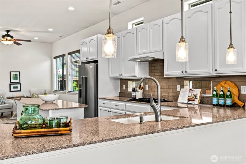 Property photo for 8633 Bainbridge Loop Ne, Lacey photo 10