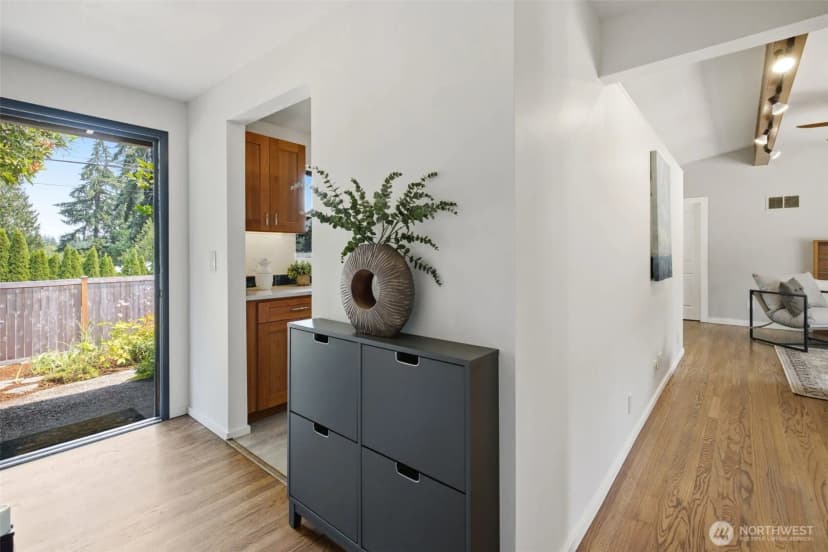Property photo for 2411 156th Avenue Se, Bellevue photo 7