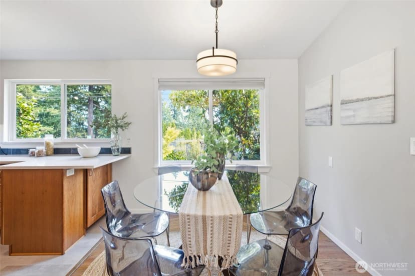 Property photo for 2411 156th Avenue Se, Bellevue photo 16