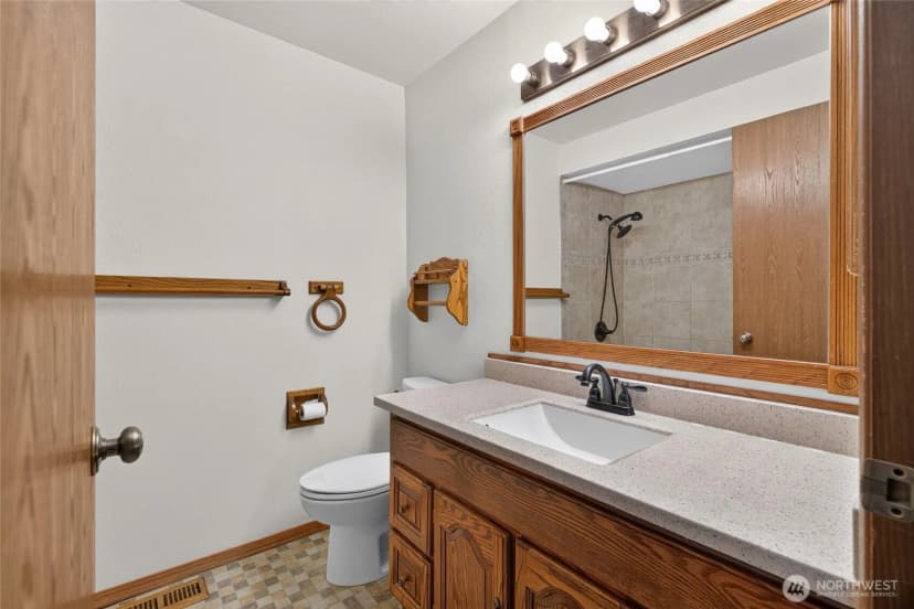 Property photo for 16231 Se 178th Street, Renton photo 23