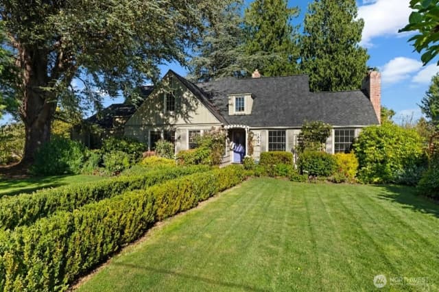 Property photo for 1867 Gossard St, Enumclaw