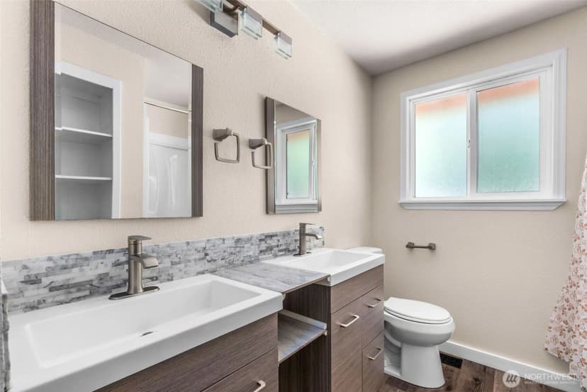 Property photo for 21603 125th Street Ct E, Bonney Lake photo 16